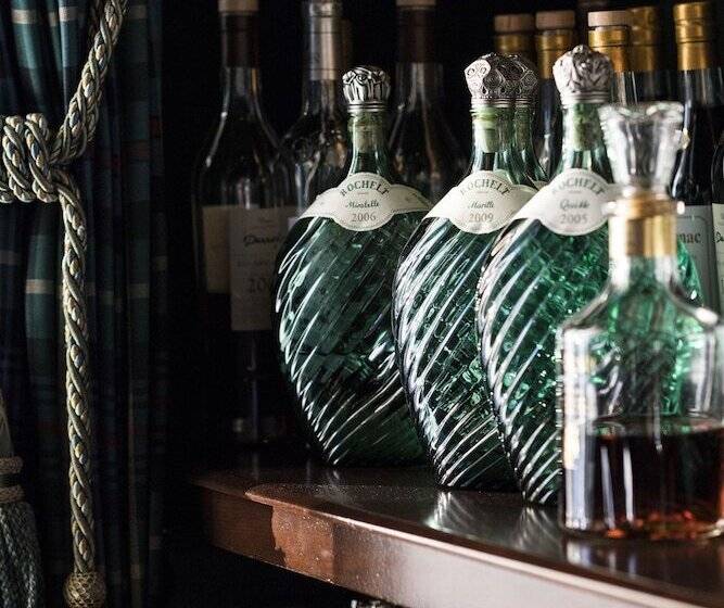 هتل Domaine Les Crayeres