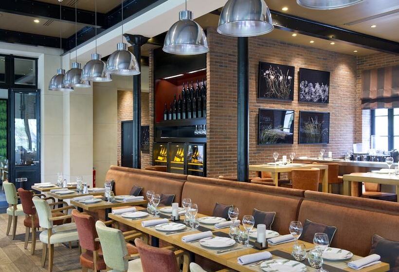 هتل Domaine Les Crayeres