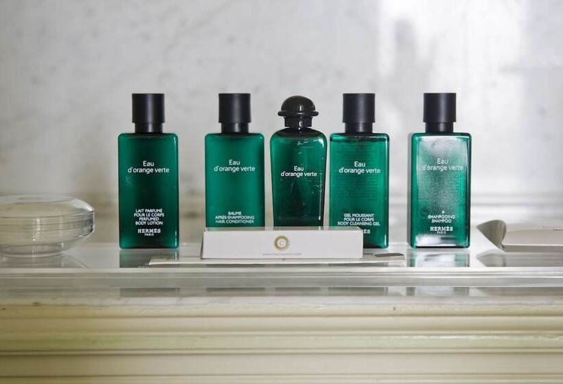 هتل Domaine Les Crayeres