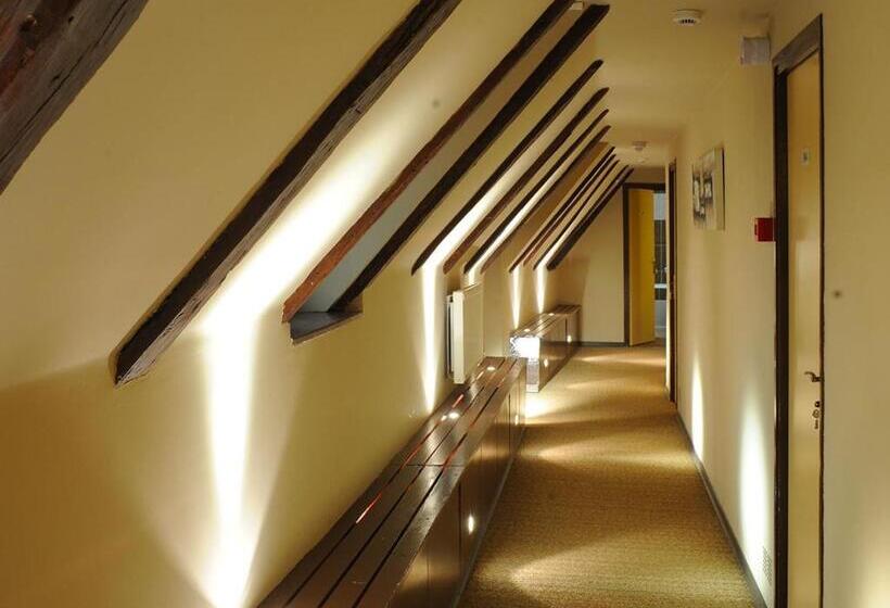 בית מלון כפרי Du Clocher