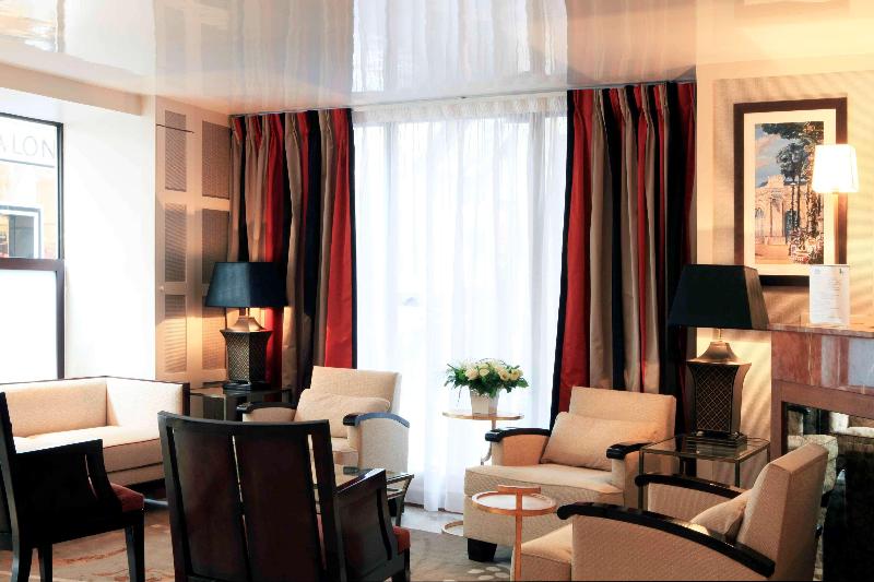 هتل Folkestone Opera