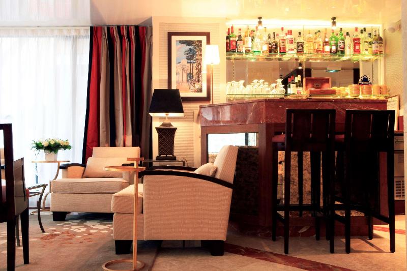 هتل Folkestone Opera