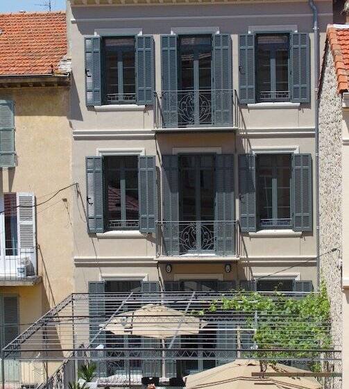 Golden Tulip Cannes Hotel De Paris