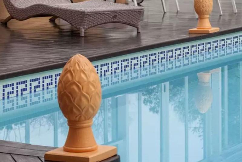 Отель Grand Hôtel Château De Sully Piscine & Spa