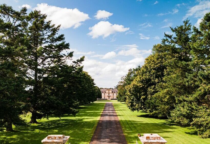 Отель Grand Hôtel Château De Sully Piscine & Spa