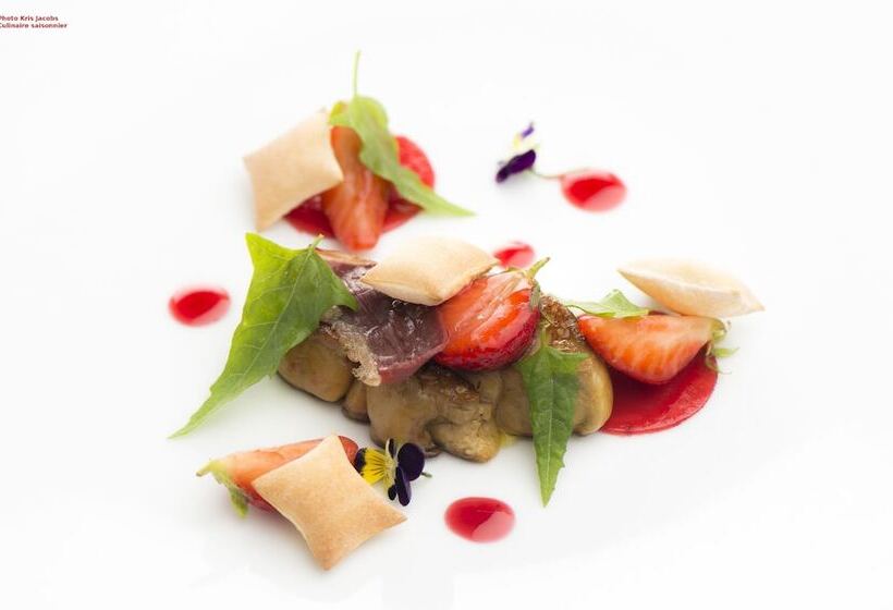 Отель Grand Hôtel Château De Sully Piscine & Spa