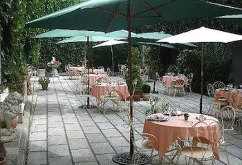 Отель Hôtel De France