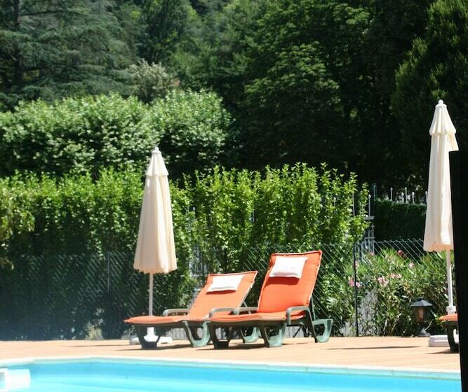 בית מלון כפרי Hôtel Helvie