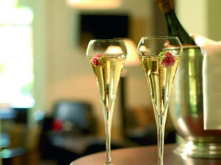 בית מלון כפרי Hôtel Helvie