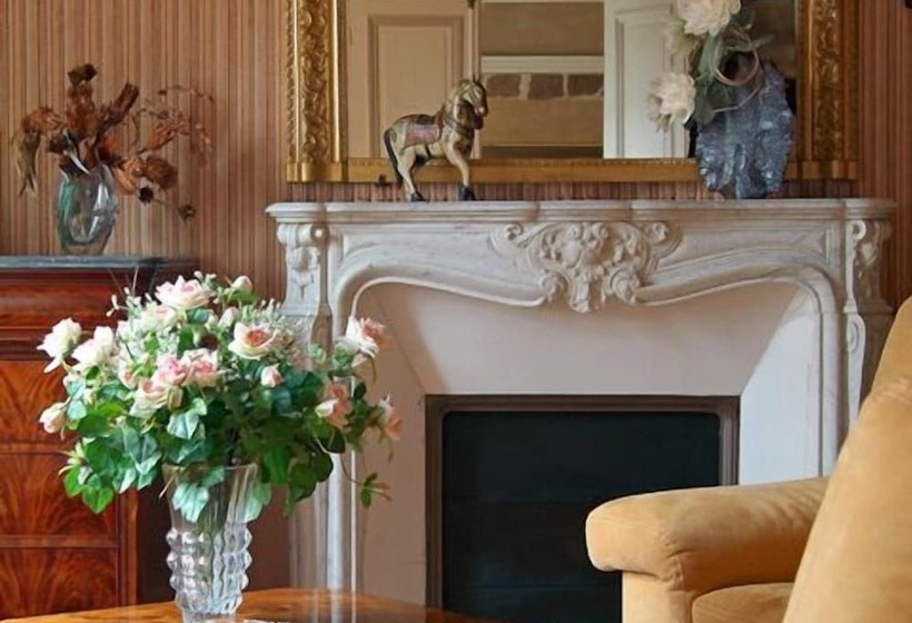 Отель Hostellerie De La Maronne