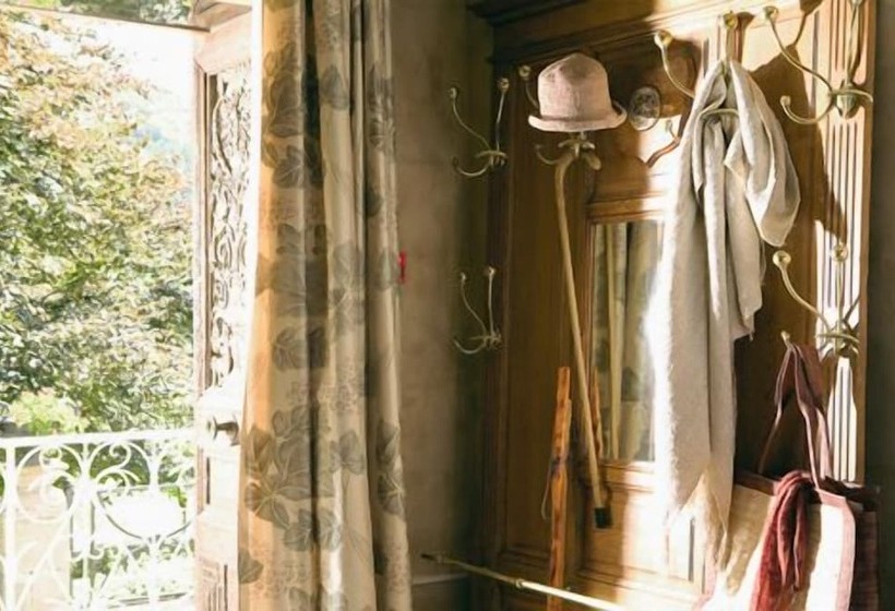 Отель Hostellerie De La Maronne