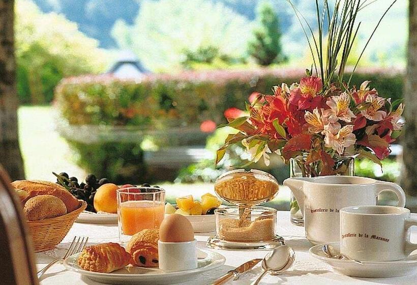 Отель Hostellerie De La Maronne