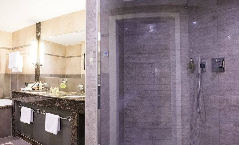 בית מלון כפרי Hostellerie Des Chateaux & Spa
