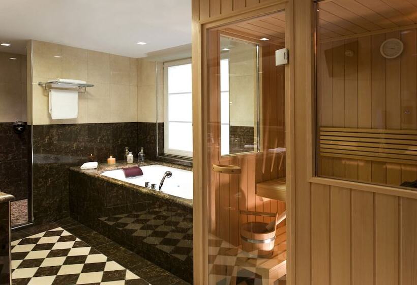 בית מלון כפרי Hostellerie Des Chateaux & Spa