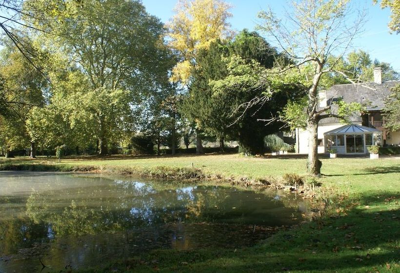 호텔 Hostellerie Du Château De L Isle