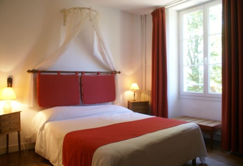 호텔 Hostellerie Du Château De L Isle