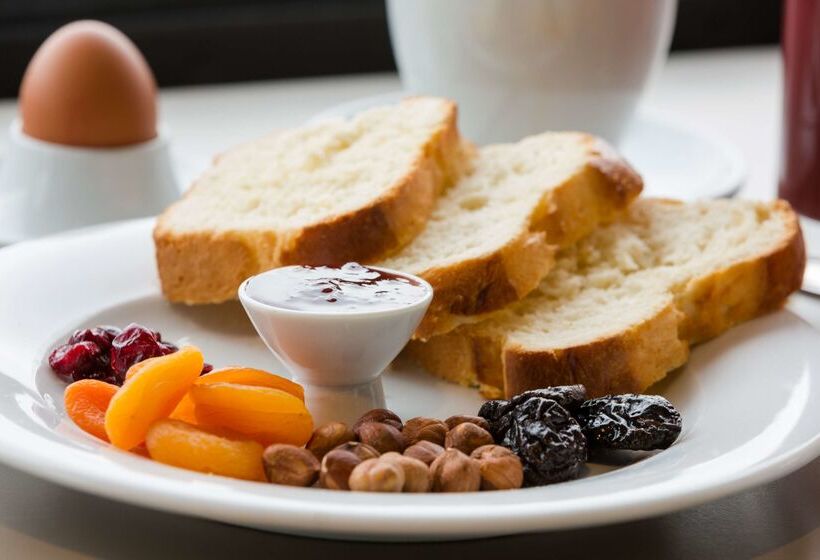 בית מלון כפרי Hôtel Beauregard, The Originals Relais