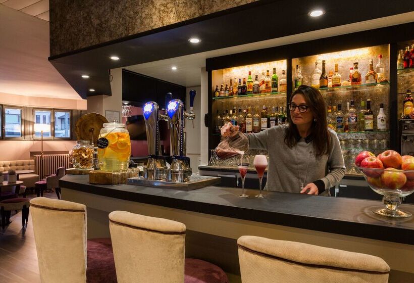 בית מלון כפרי Hôtel Beauregard, The Originals Relais