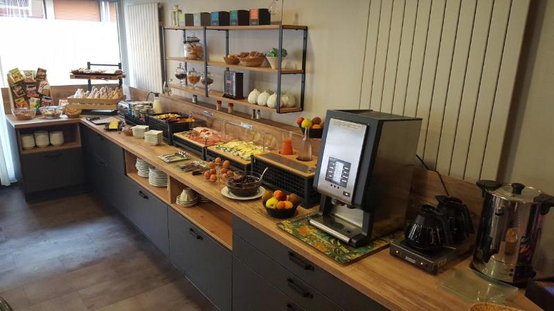 בית מלון כפרי Hôtel Chris Tel