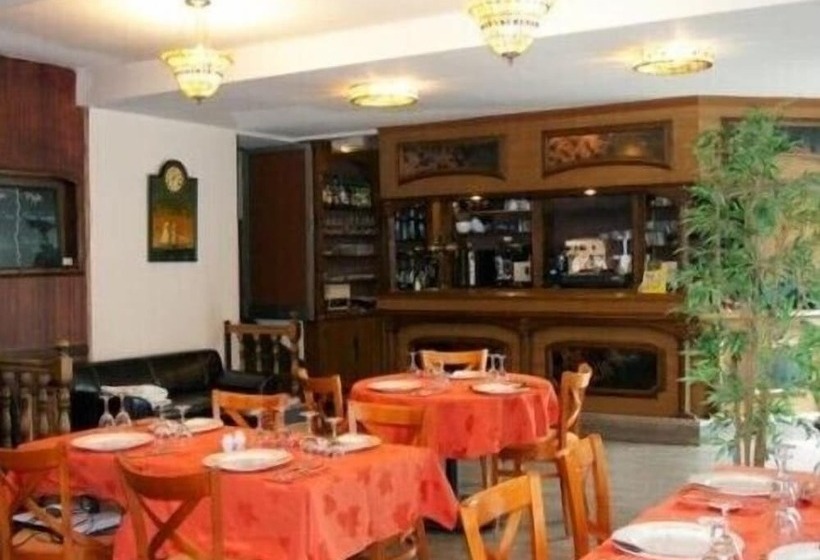 Отель Hôtel De France