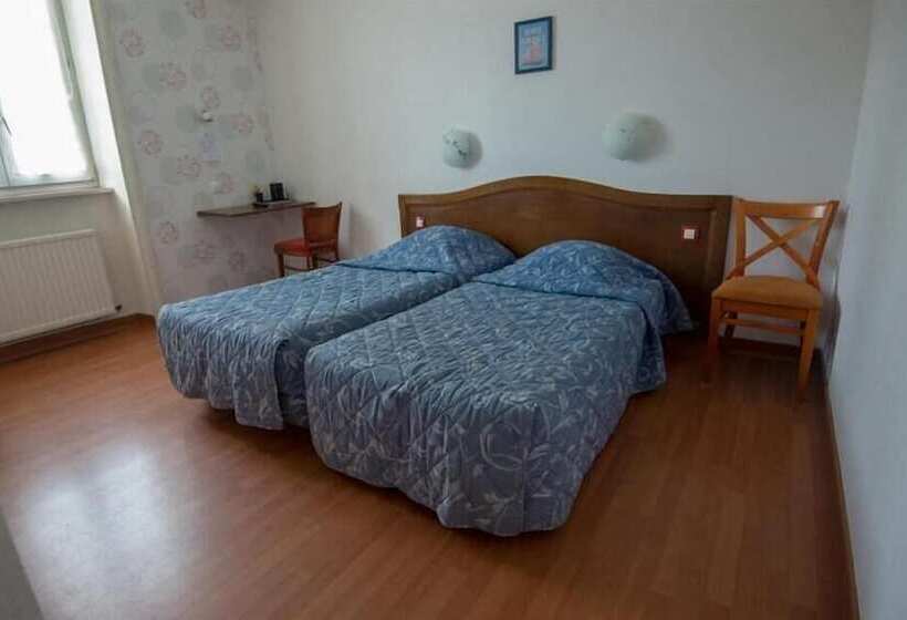 Отель Hôtel De France