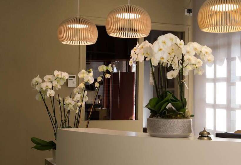 Отель Hôtel De France Vire