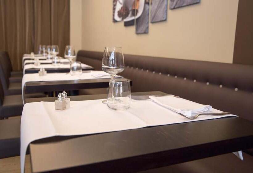 فندق Hôtel De France Vire