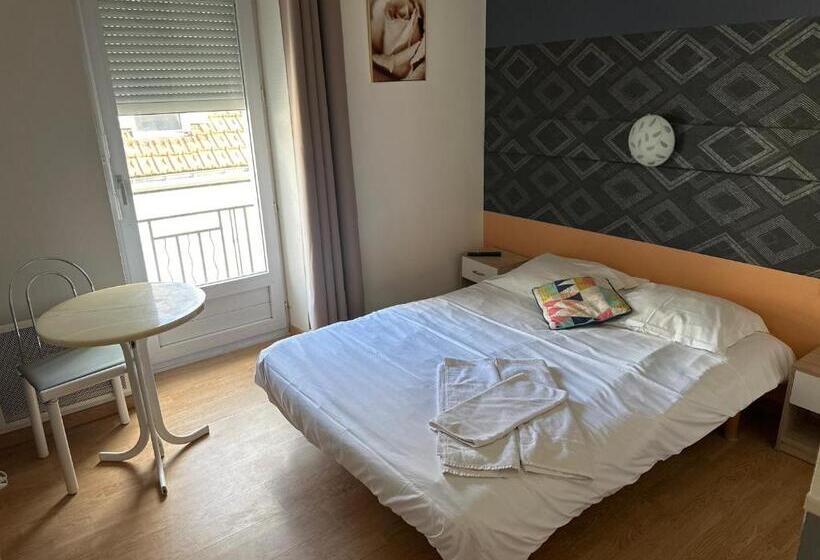 ホテル Hôtel De Nantes