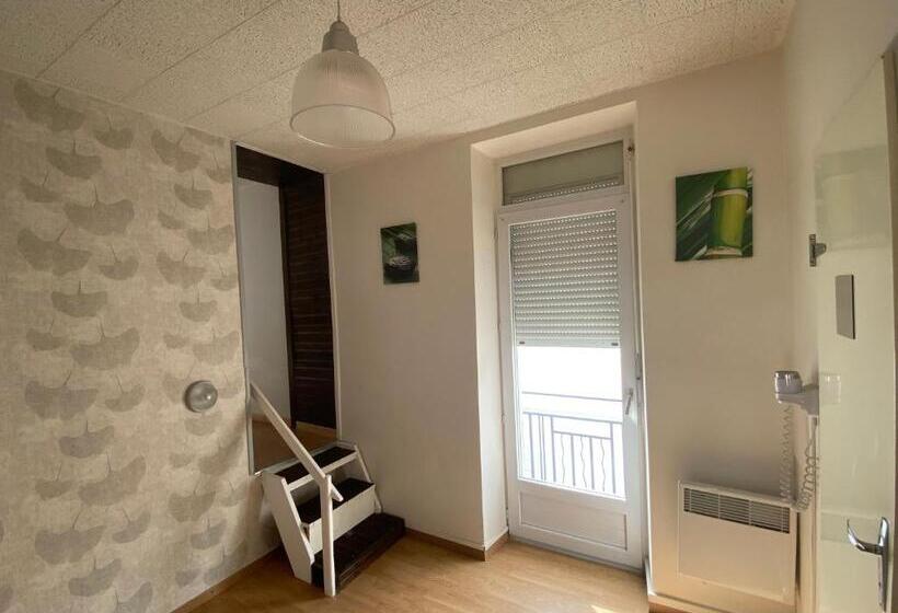 ホテル Hôtel De Nantes