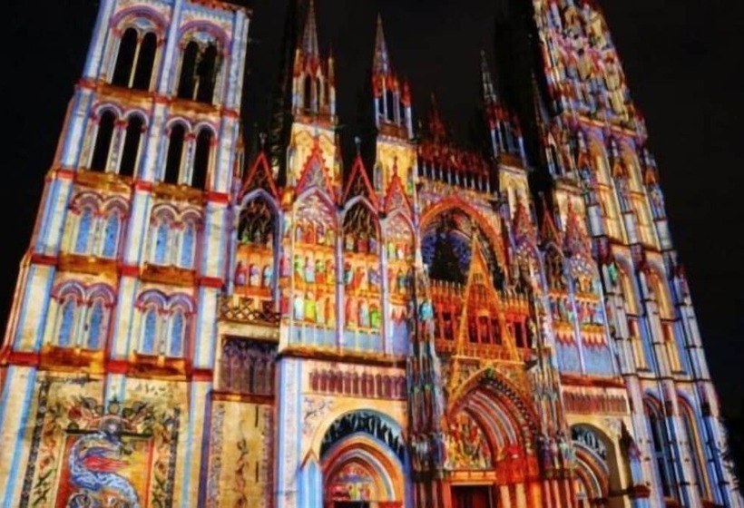 호텔 Hôtel Des Arcades