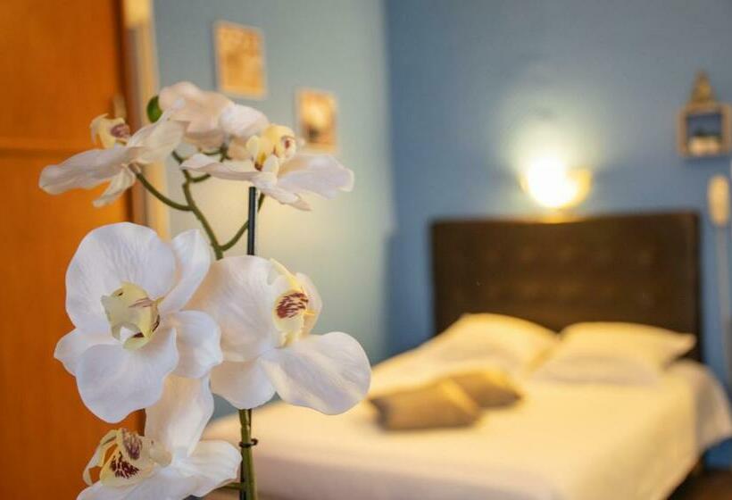 בית מלון כפרי Hôtel Du Commerce