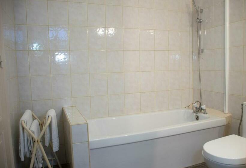 בית מלון כפרי Hôtel Du Commerce