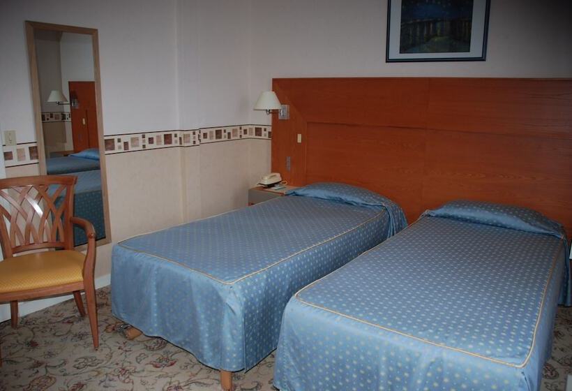 בית מלון כפרי Hôtel Le Bellevue Montrichard 3 étoiles