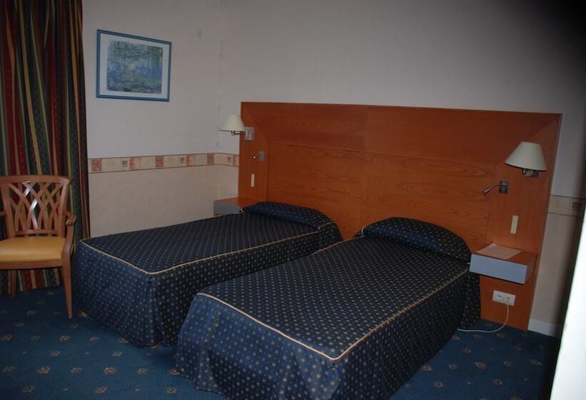 בית מלון כפרי Hôtel Le Bellevue Montrichard 3 étoiles