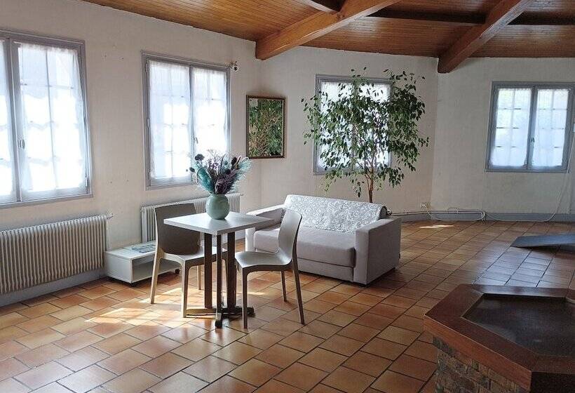 فندق Hôtel Le Cheval Blanc