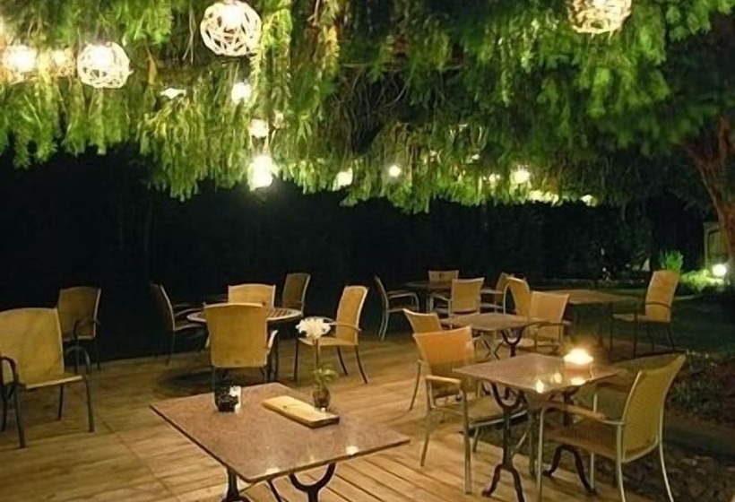 Отель Hôtel Le Troubadour à Rocamadour