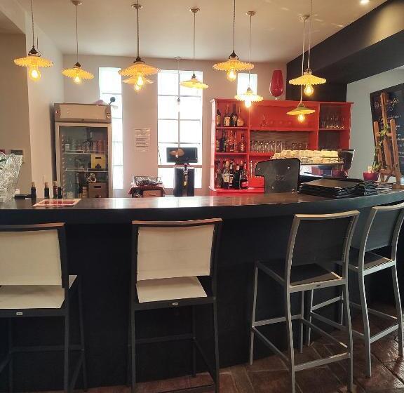 Отель Hôtel Restaurant De France