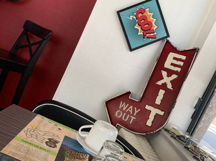 Отель Hôtel Vieille Tour Centre Rouen