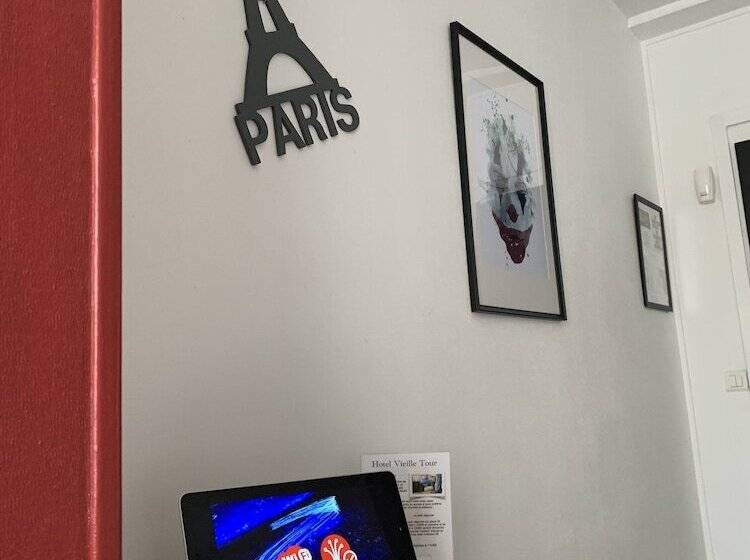 Отель Hôtel Vieille Tour Centre Rouen