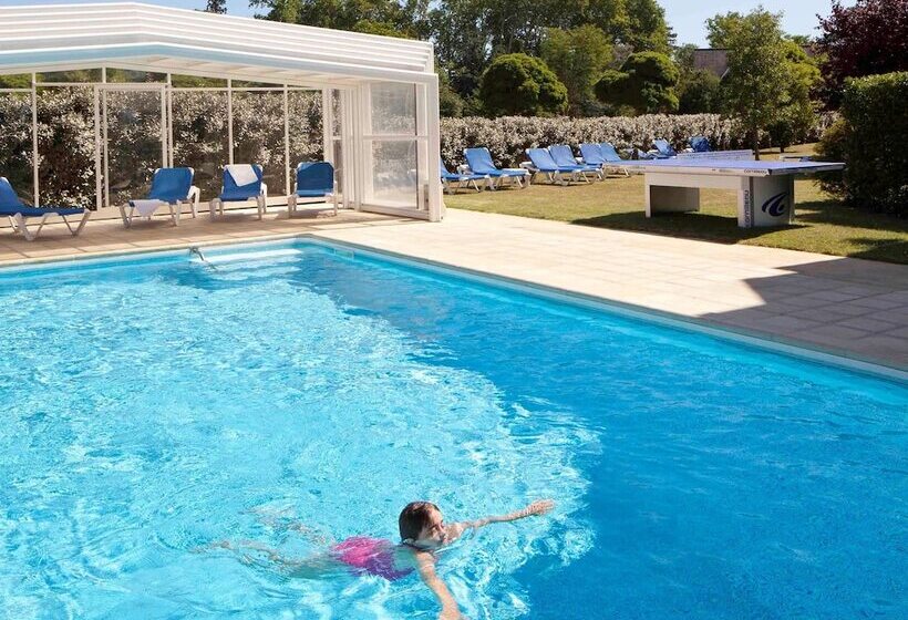 ホテル Ibis Styles Chinon