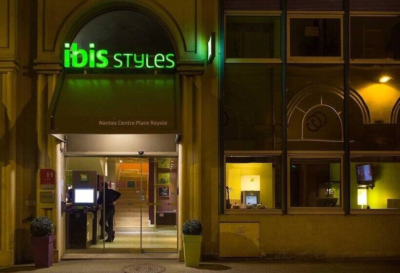 هتل Ibis Styles Nantes Centre Place Royale
