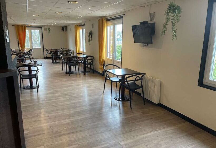 فندق Hôtel Inn Design Sancé Ex Kyriad