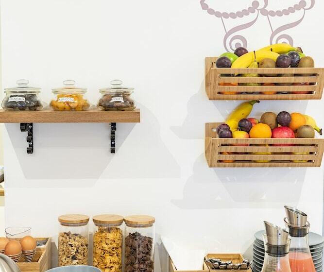 ホテル Korner Opera