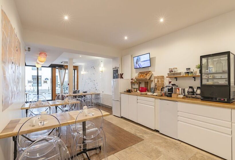 ホテル Korner Opera