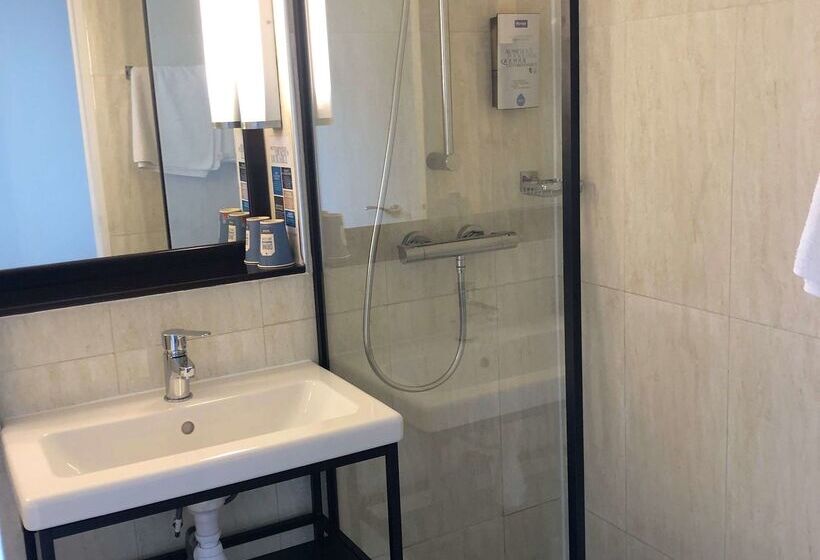 酒店 Kyriad Argenteuil