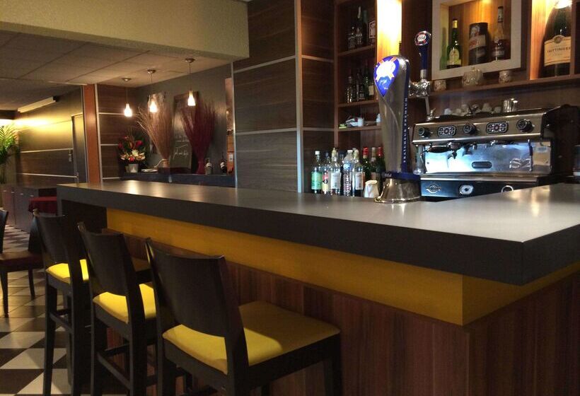 酒店 Kyriad Argenteuil