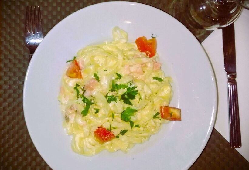 酒店 Kyriad Argenteuil