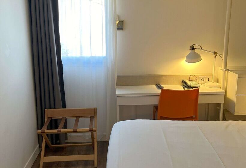 酒店 Kyriad Argenteuil