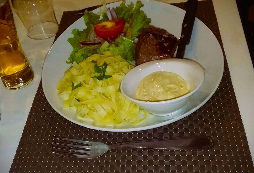 酒店 Kyriad Argenteuil