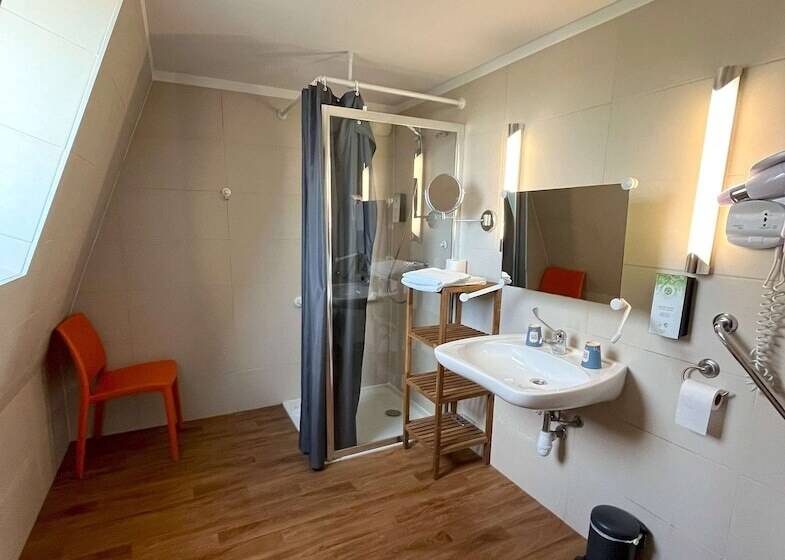 酒店 Kyriad Argenteuil